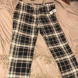 Plaid skinny pants, NWT